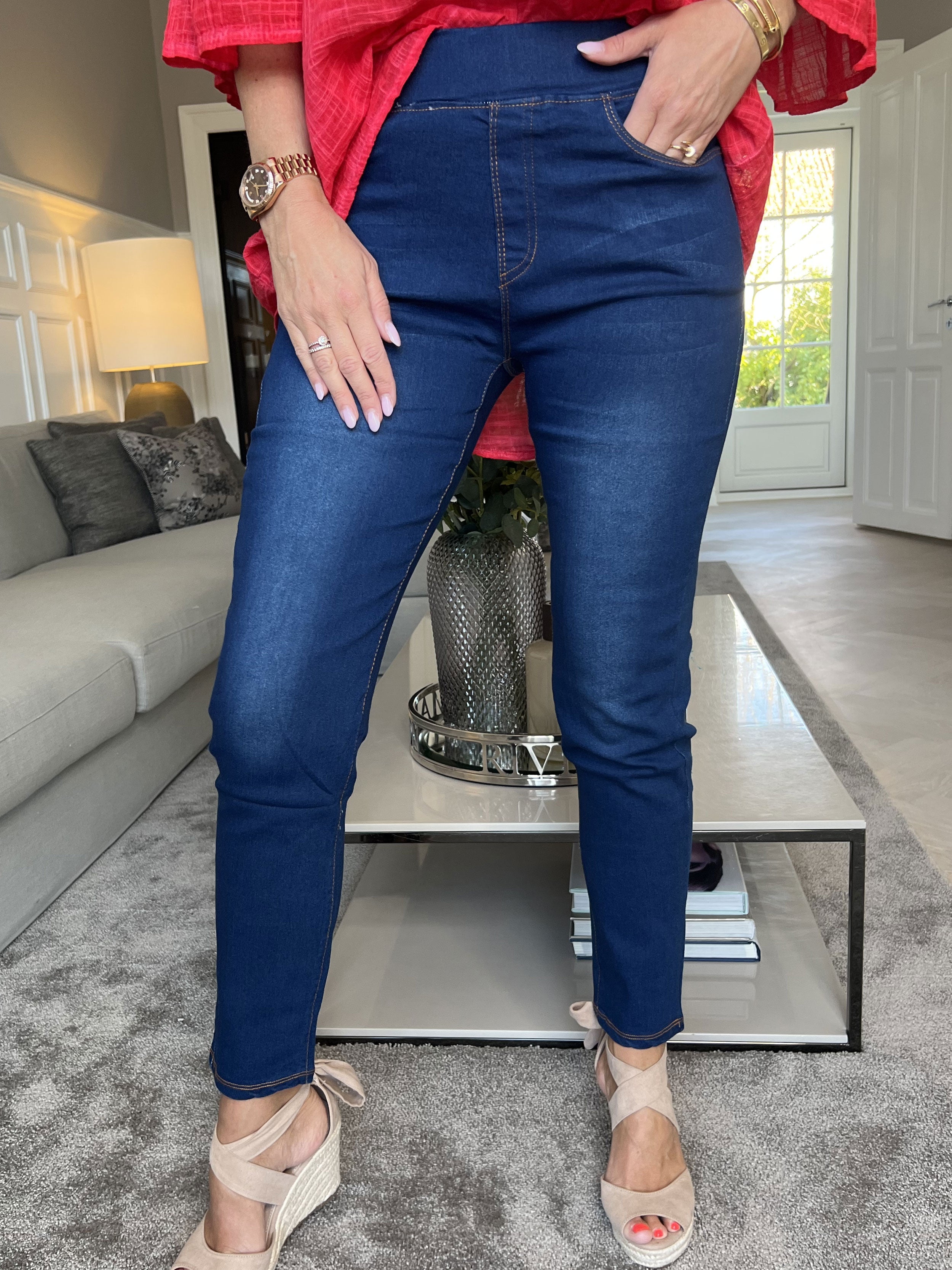 Pernille - Elastiske jeans med elastikkant i livet